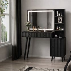 Brand New Luxury Vanity With Light Up Mirror And Two Drawers
