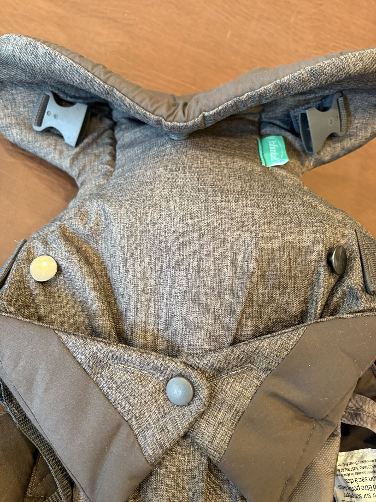 Infantino Baby carrier