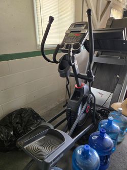 Schwinn Elliptical Trainer Machine