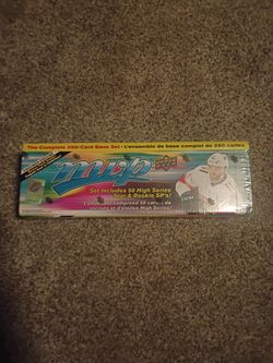 2022-2023 Upperdeck MVP NHL Complete Set