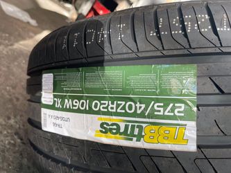 275/40/20 Set of tires Brand New