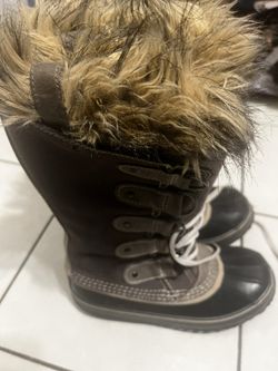 Sorel Joan Of arctic Size 5 Snow Boots