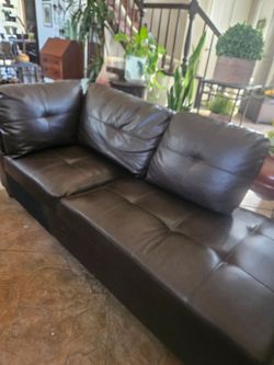 Leather single sofa