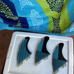 Surfboard Fins