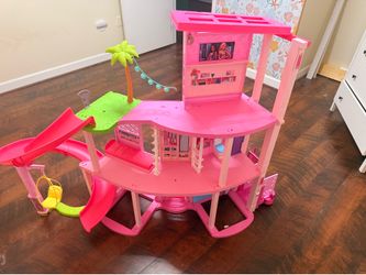 Barbie Dream House