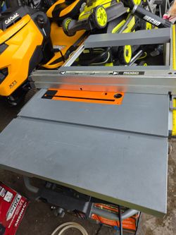 RIDGID 10"IN PORTABLE TABLE SAW NEW