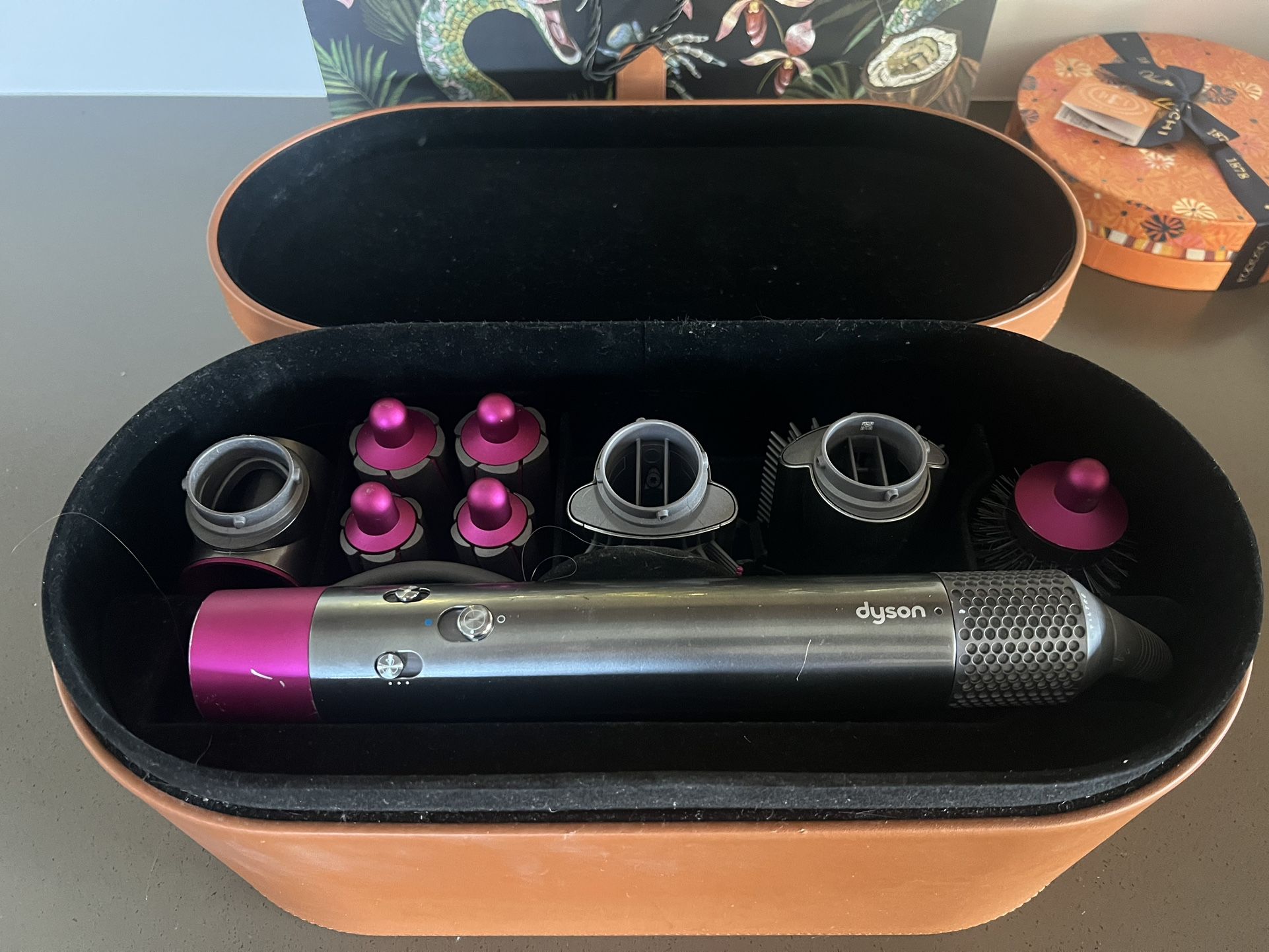 Dyson air wrap. Complete set.