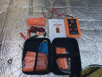 Car Fuel Injector Tester Cleaner Tool Kit with 4 Cleaning Adapters & 8 Pulse Modes