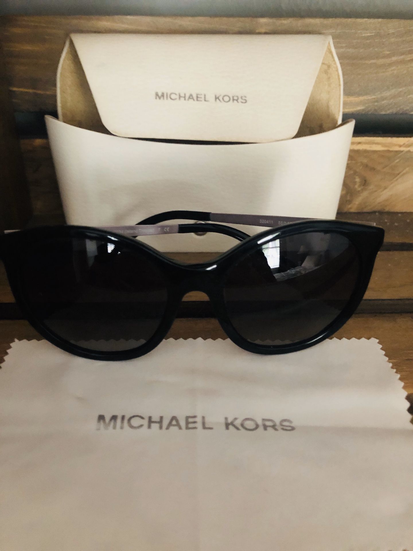 MICHAEL KORS sunglasses