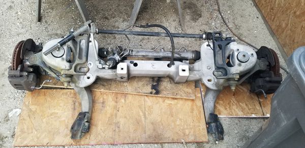 2003 crown vic front suspension for Sale in Palmdale, CA - OfferUp