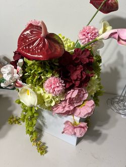 6 FLOWER bouquets