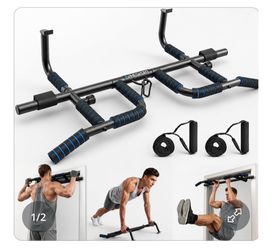 Multifunctional pull up bar