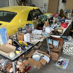 Garage Sale July 5th ( 9-3pm) Trillium Cir, Rolling Meadows