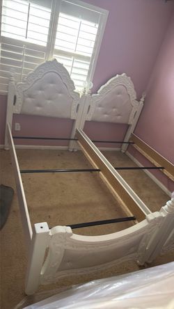 Kids bedframe  free