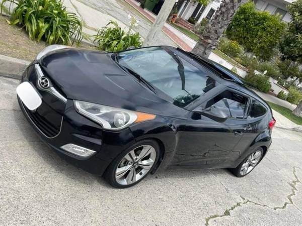 Hyundai Veloster 