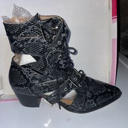 Cut Up Boot Style Short