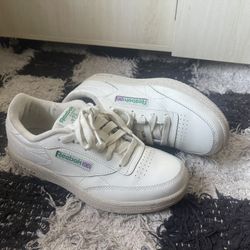 Reebok Club C 85 Vintage size 4.5 in kids