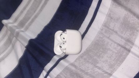 Apple AirPod 4