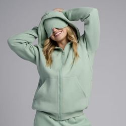 New Comfrt Airplane Mode Travel Zip Hoodie