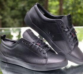 Hugo BOSS  Black Zero Tennis Sneakers
Used like  new
Size 43