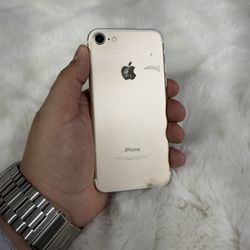 Apple iPhone 7 32GB Unlocked $90