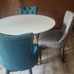 Four Seater Dining Table 