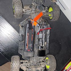 Mojave Grom RC car  Comes With USB C Charger 
