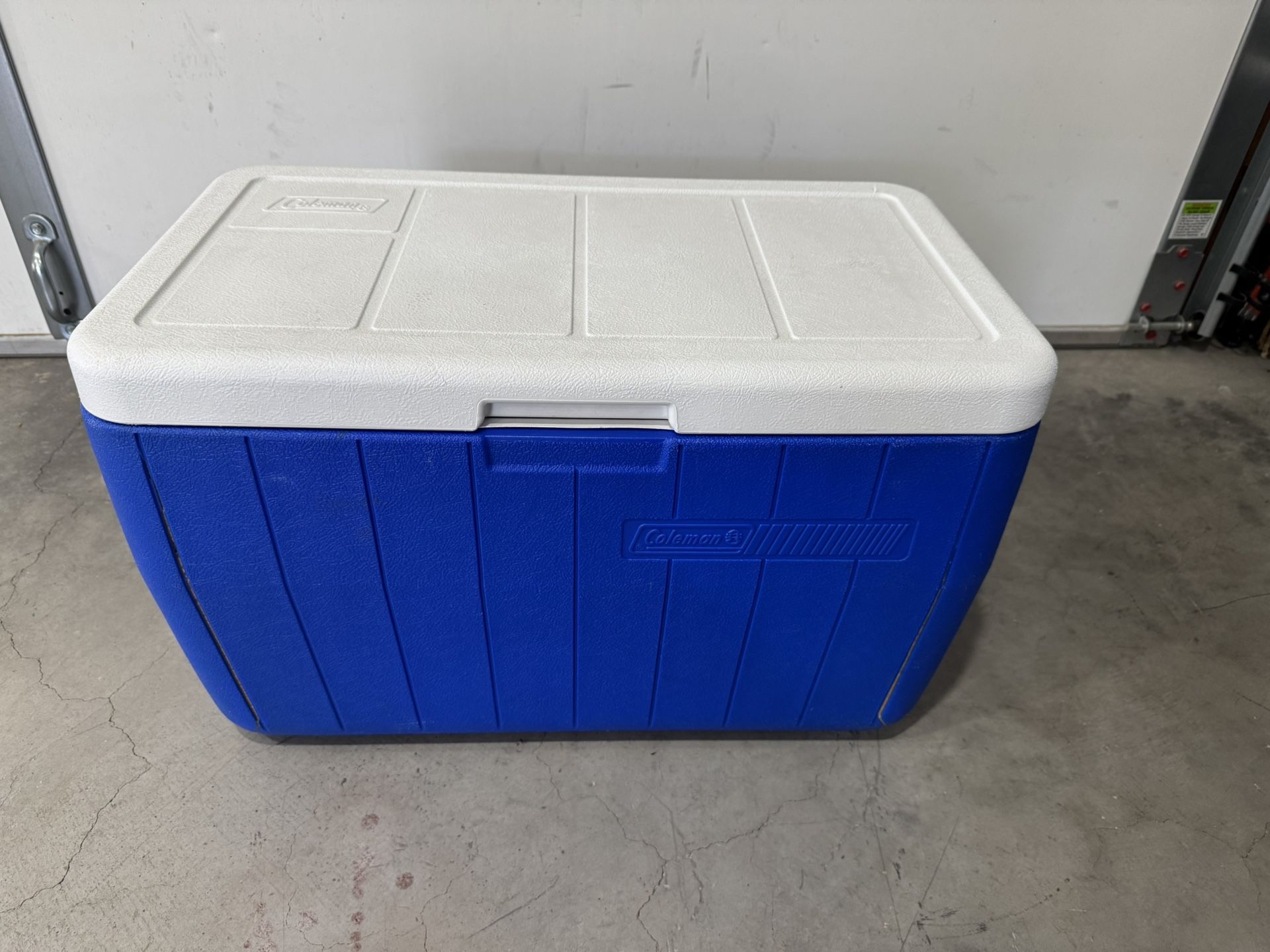 Coleman 50qt Ice Chest Cooler. -35ave & Glendale