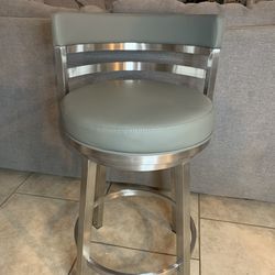 Bar Stool/ Chair