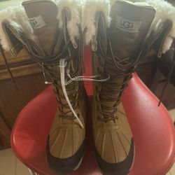 Womenβs Ugg Boots Size 5.5