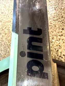 Onewheel Pint (Sage) + Charger — Good Condition, Updated Firmware