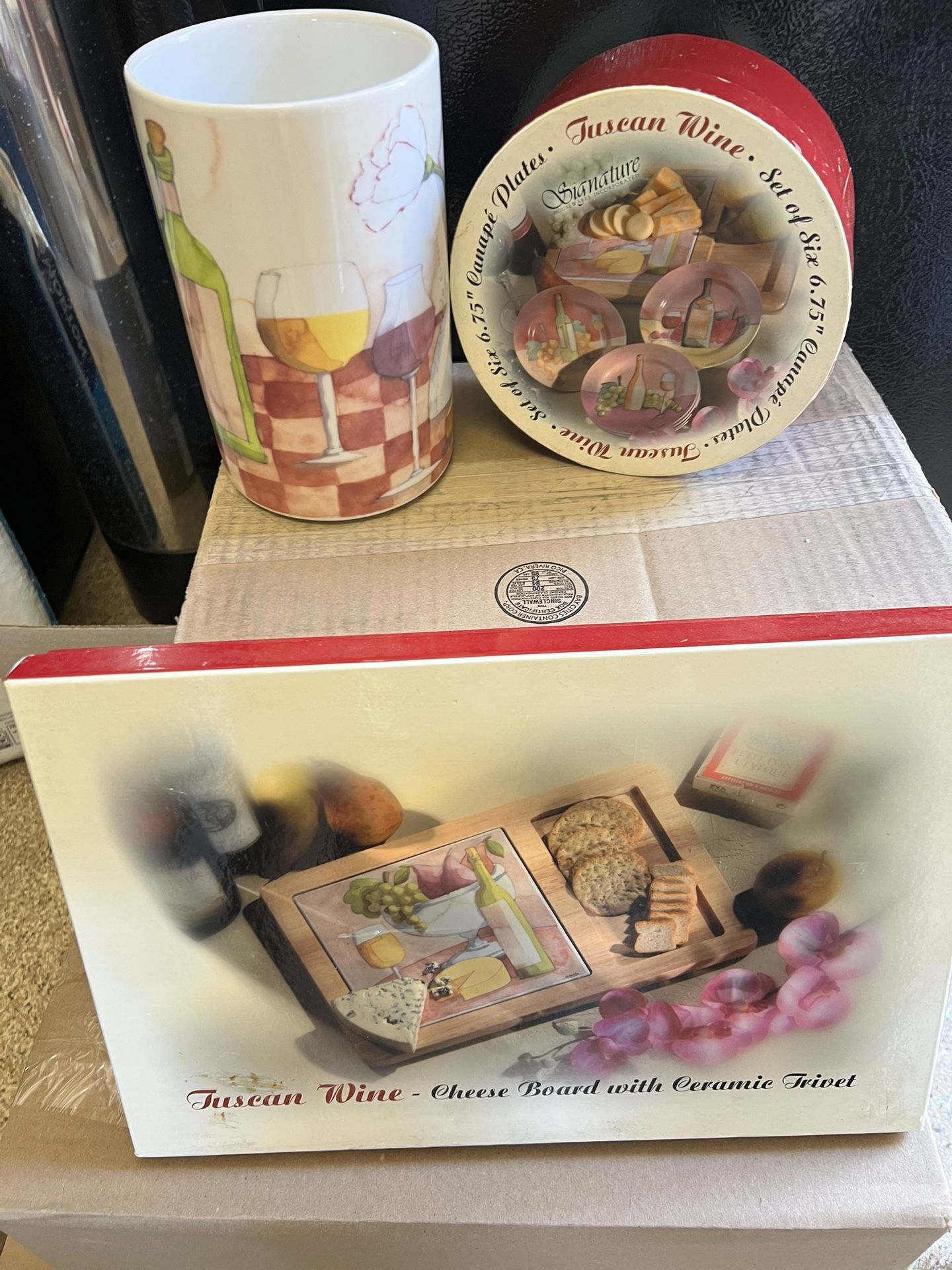 Tuscan Wine Cheeseboard Set