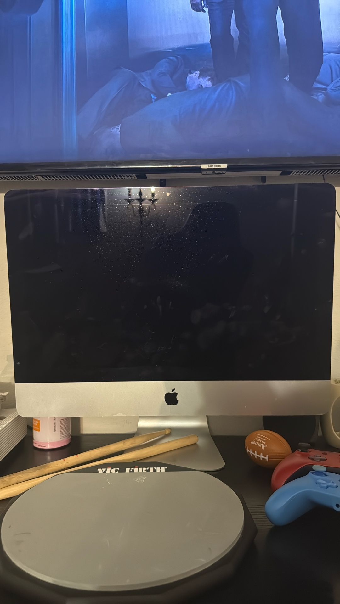 Mac Book