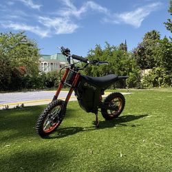 Tuttio Soleil 01 Electril Dirtbike