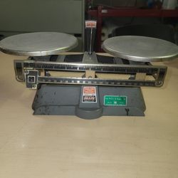 Ohaus Scale