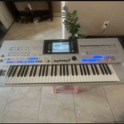 Yamaha-Tyros4-61-Key-Arranger-Keyboard