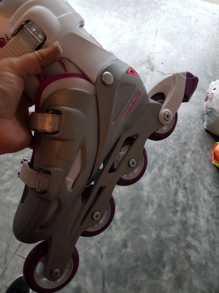 Womens rollerblades size 69 used once only for Sale in Beaverton, OR