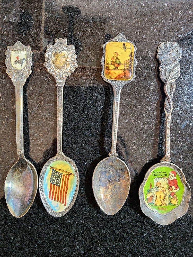 Collectible vintage spoons.