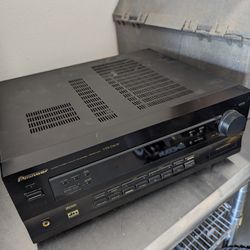  Pioneer VSX-D409 5.1 Surround Sound Receiver 