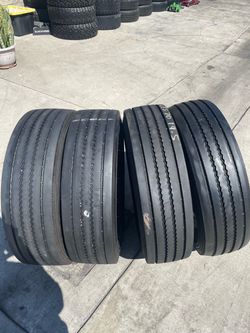 4 MICHELIN AGILIS HD 225/70R19.5 USED TRUCK TIRES – PICKUP ONLY
