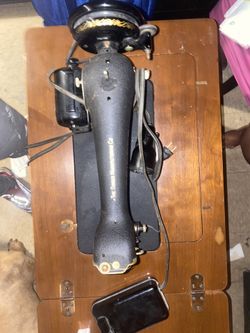 Old Singer Sewing Machine & Table