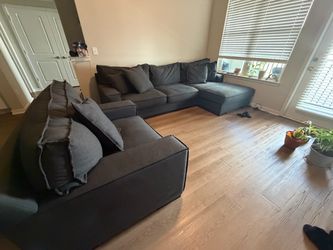 Large Gray Fabric Sectional Sofa with Chaise