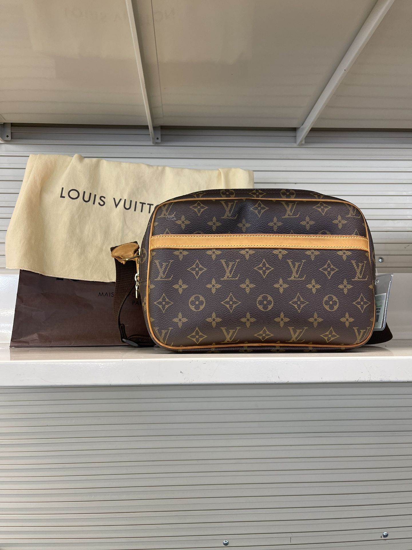 LOUIS VUITTON LV Reporter PM Used Shoulder Bag Monogram Leather