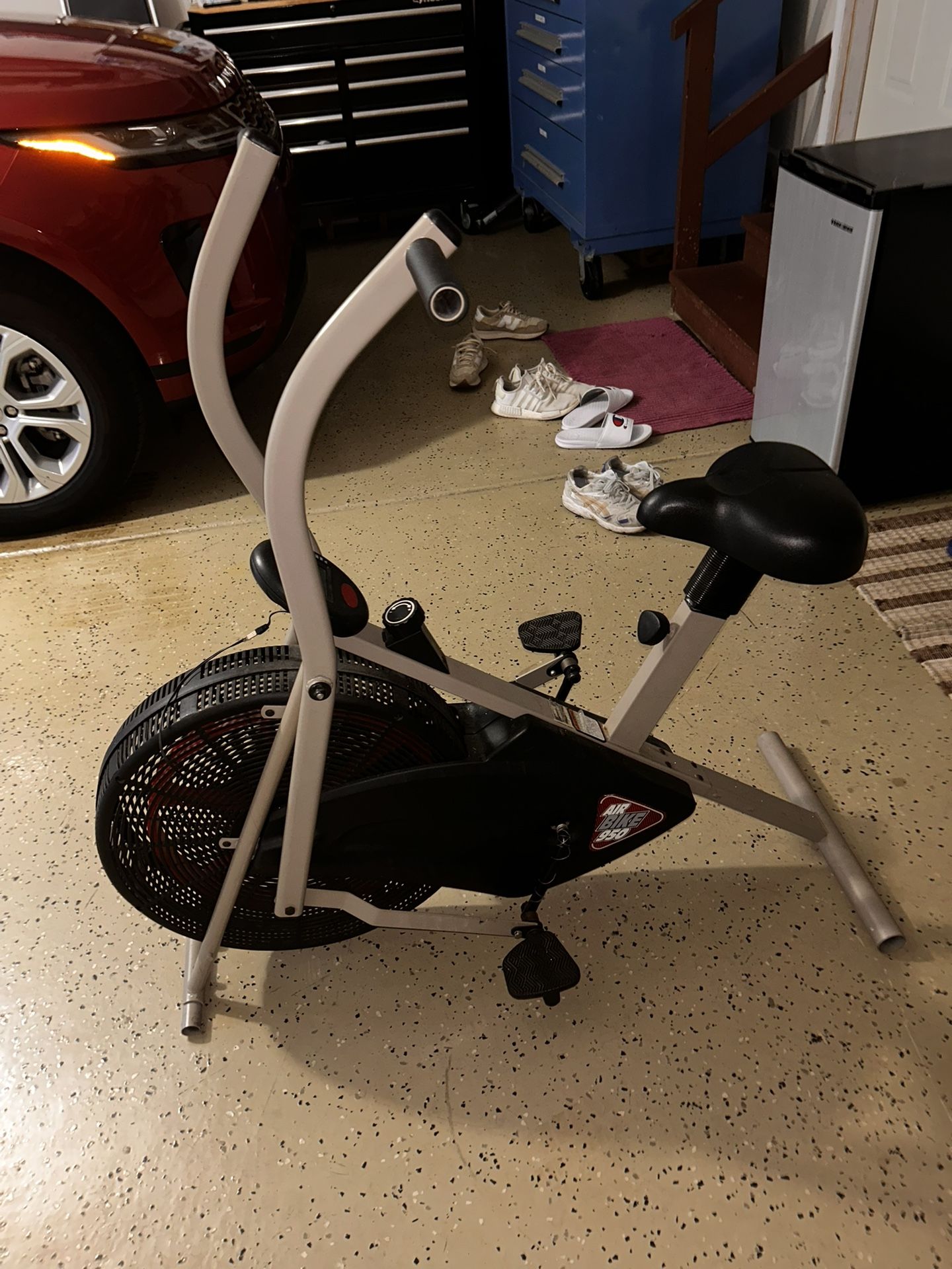 Stamina Dual Action Air Exercise 950 Bike Model Number 15 0950 Air Resistance for Sale in Streamwood IL OfferUp
