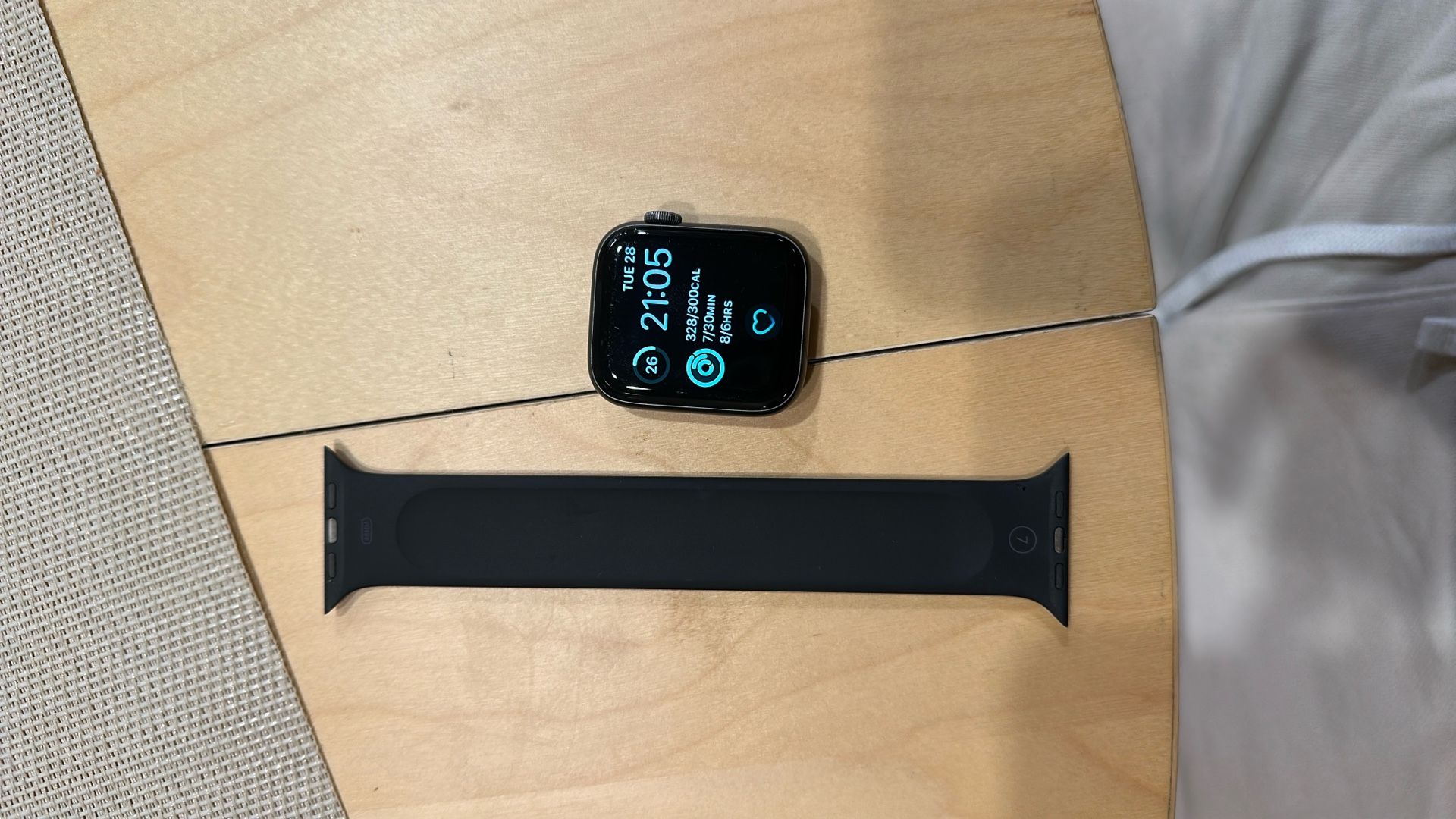 APPLE WATCH SERIES 544MM