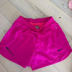 Nike short