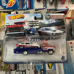 Hot Wheels Team Transport ‘74 CHEVROLET VEGA Pro Stock HORIZON HAULER