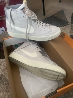 Nike Blazer Mid Shoes