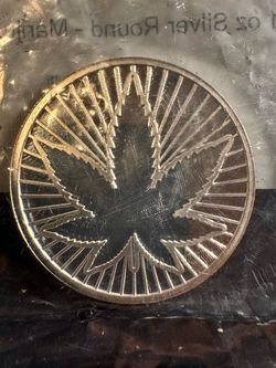1 oz .999 Fine Silver Marijuana Cannabis Leaf Round APMEX Sealed Bullion