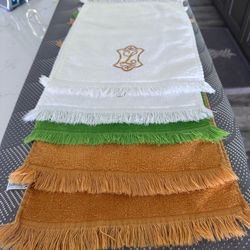 Lot of 5 vintage hand towels velour front Terry loop back All are in great condition All are 100 % cotton